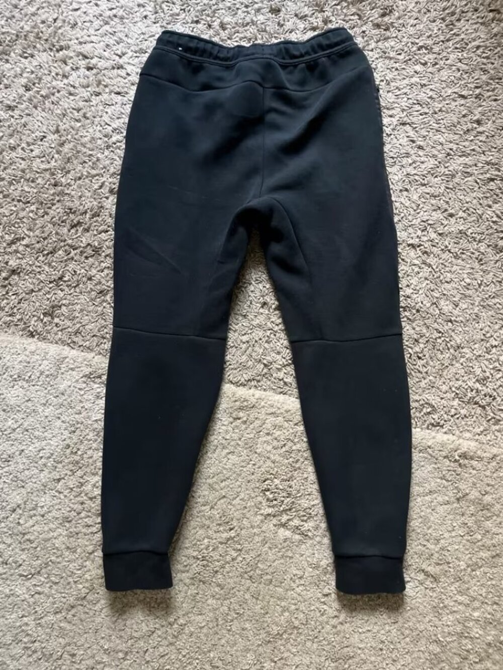 Nike Tech Fleece Joggers — Black, Size M